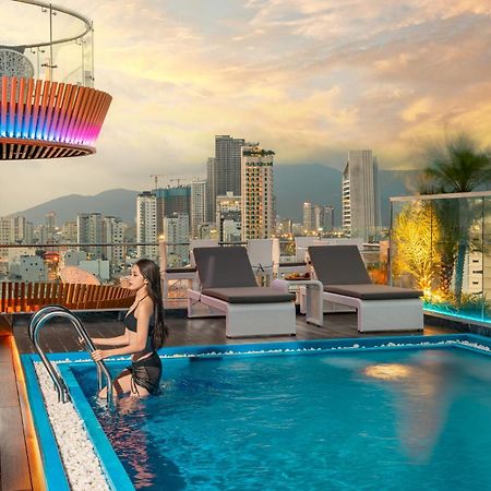 Mercy Emerald Hotel Da Nang Exterior foto