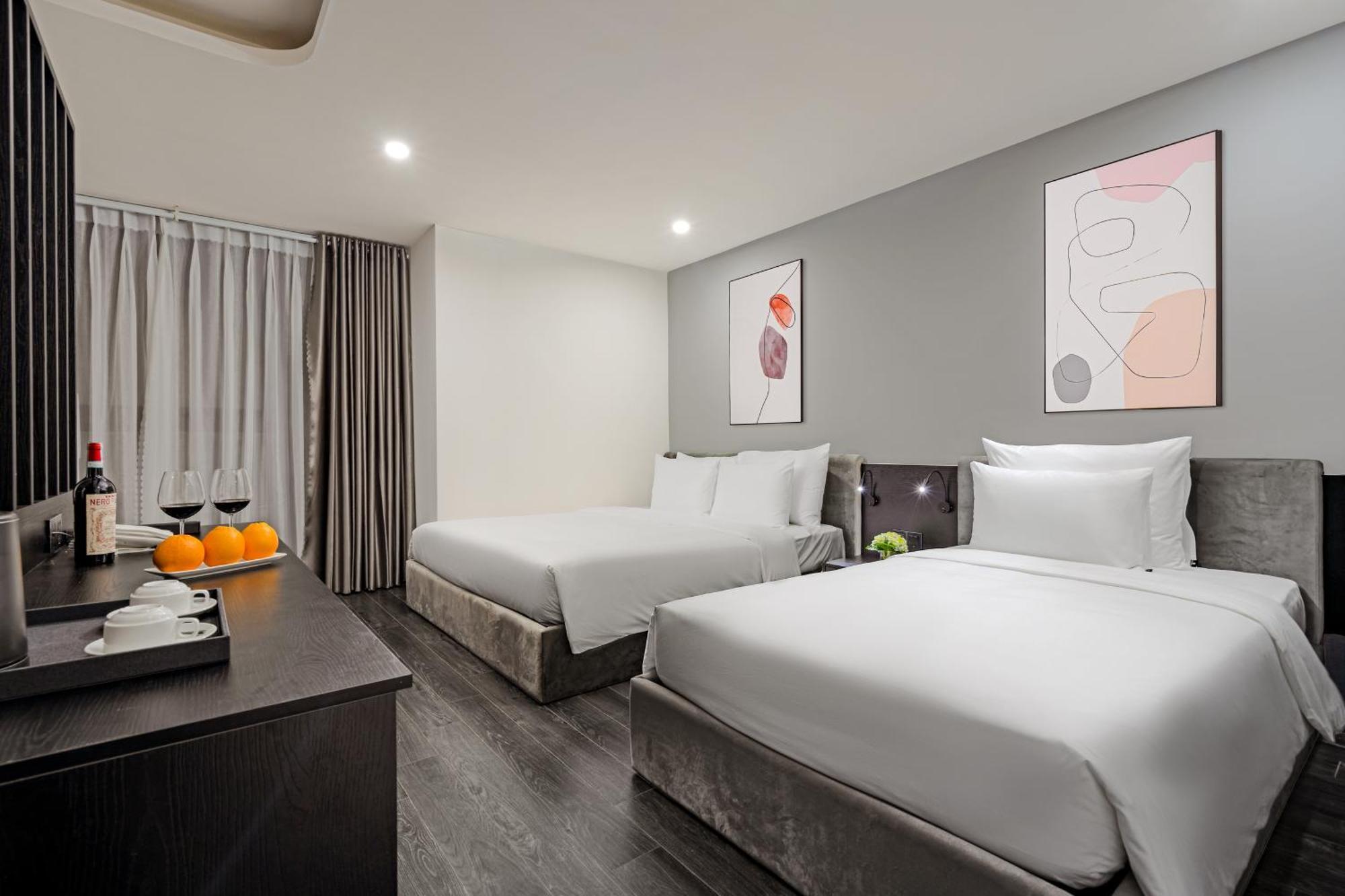 Mercy Emerald Hotel Da Nang Exterior foto
